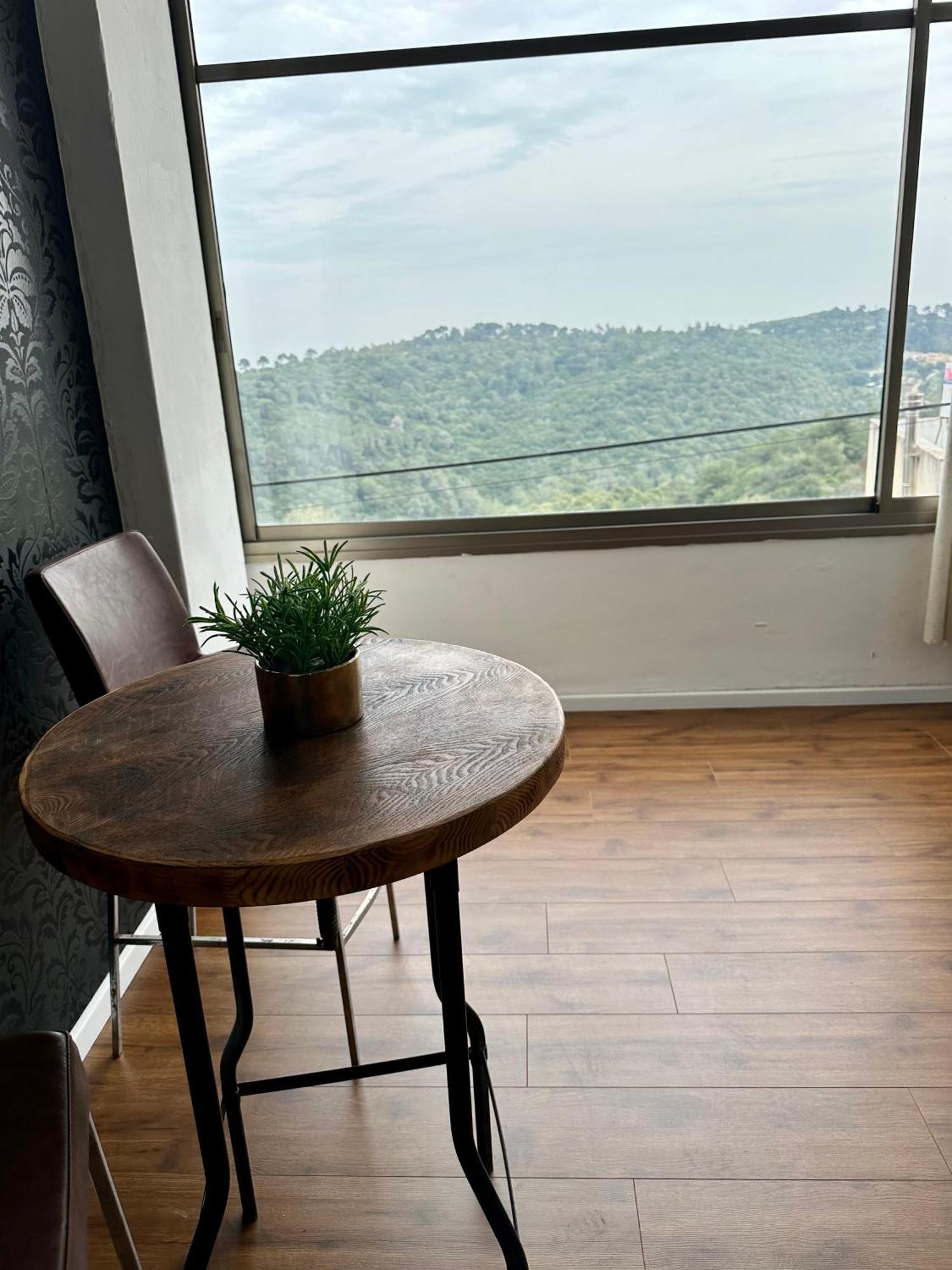 Aram suite Isfiya Exterior foto